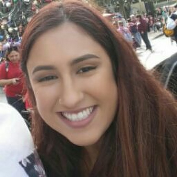 Meet your Posher, Jessica - Picture 1 of 1